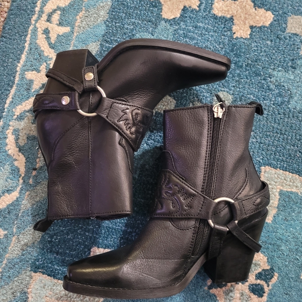 Black Leather, Western, Ankle Boots
